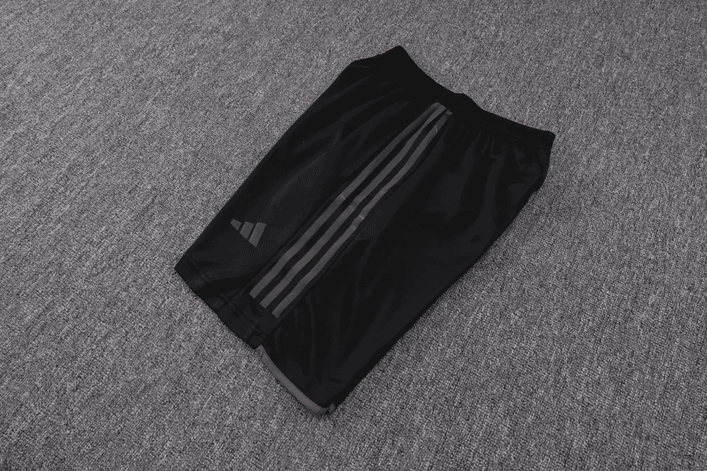 Conjunto Regata e Short Preto do Flamengo 2023-2024 Conjunto Regata e Short Preto do Flamengo 2023-2024